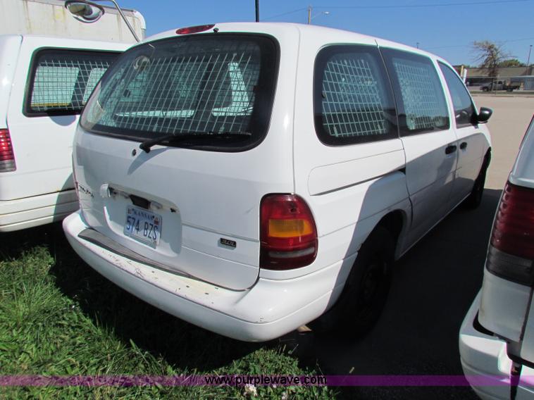 image for item E8113 1998 Ford Windstar minivan