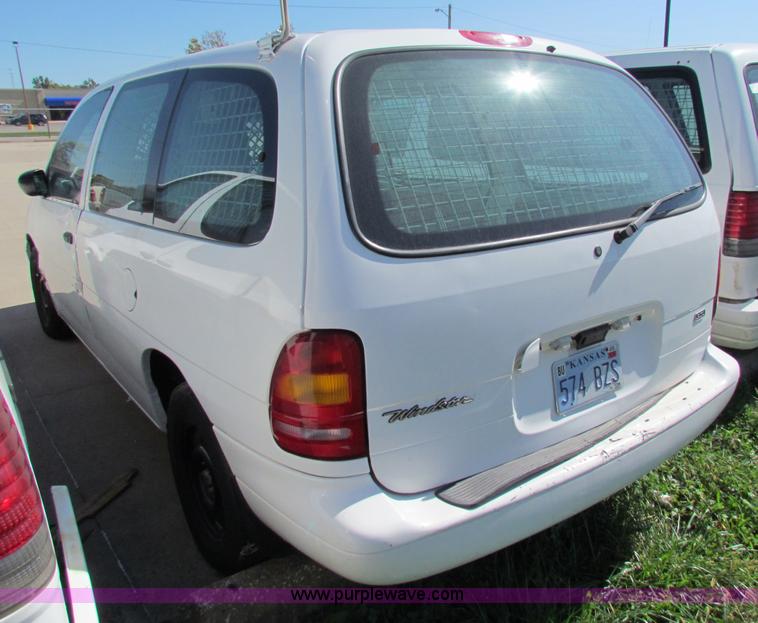 image for item E8113 1998 Ford Windstar minivan