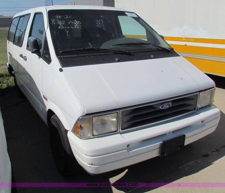 image for item E8114 1997 Ford Aerostar XLT cargo van