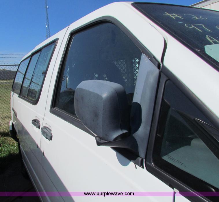 image for item E8114 1997 Ford Aerostar XLT cargo van