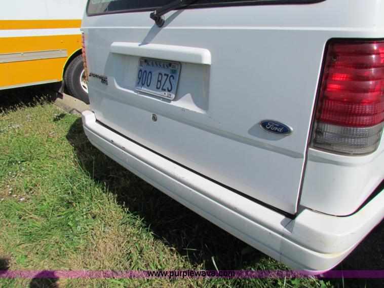 image for item E8114 1997 Ford Aerostar XLT cargo van