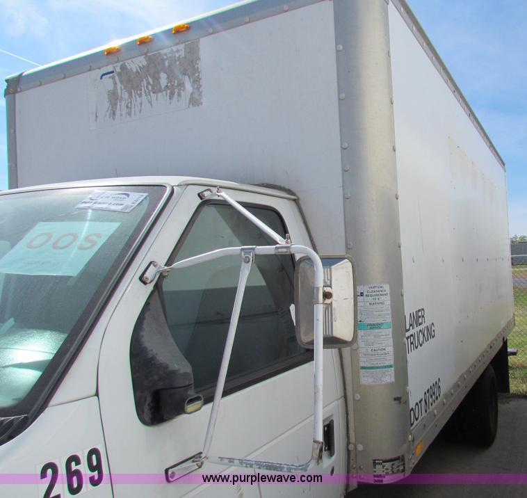 image for item E8118 1999 Ford Econoline E350 Super Duty box truck