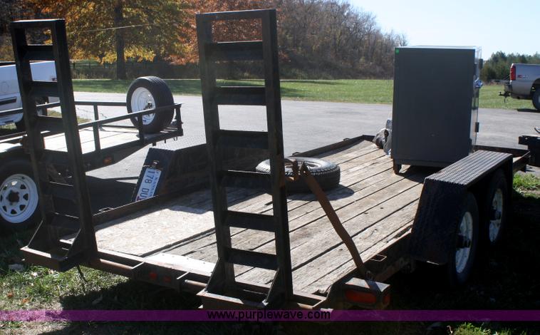 image for item F2524 2000 Foster double axle trailer