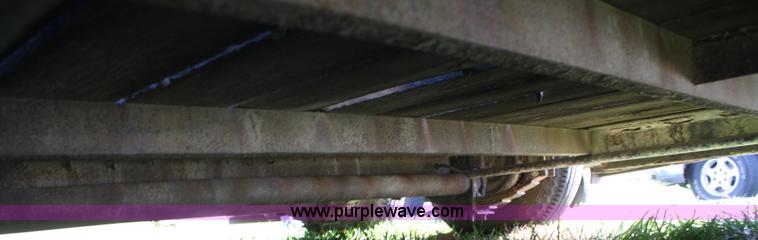 image for item F2524 2000 Foster double axle trailer