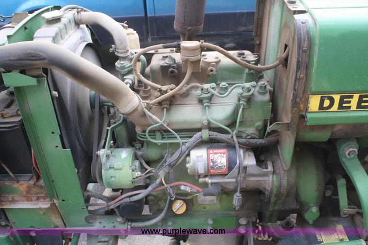 image for item F2701 John Deere 950 utility tractor