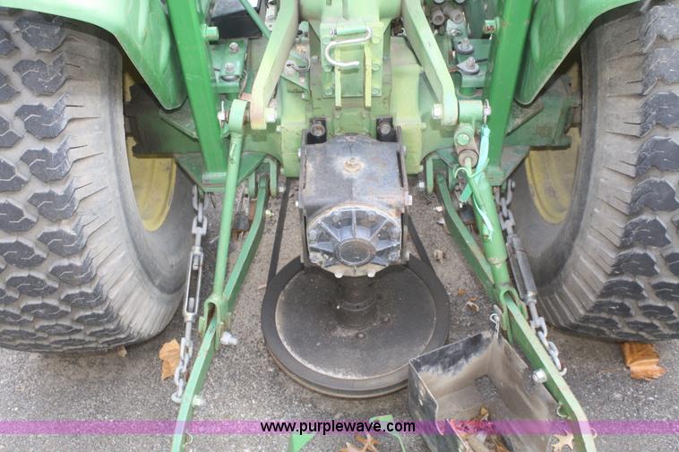 image for item F2701 John Deere 950 utility tractor