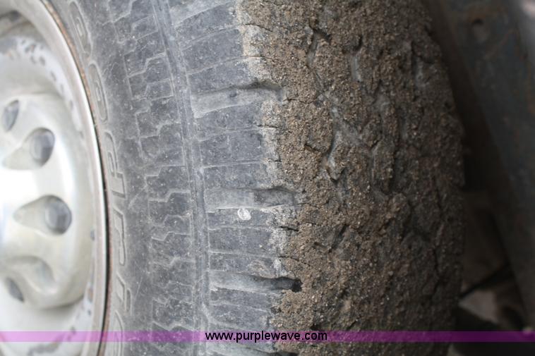 image for item F2705 1998 Chevrolet Silverado K2500 Extended Cab pickup truck