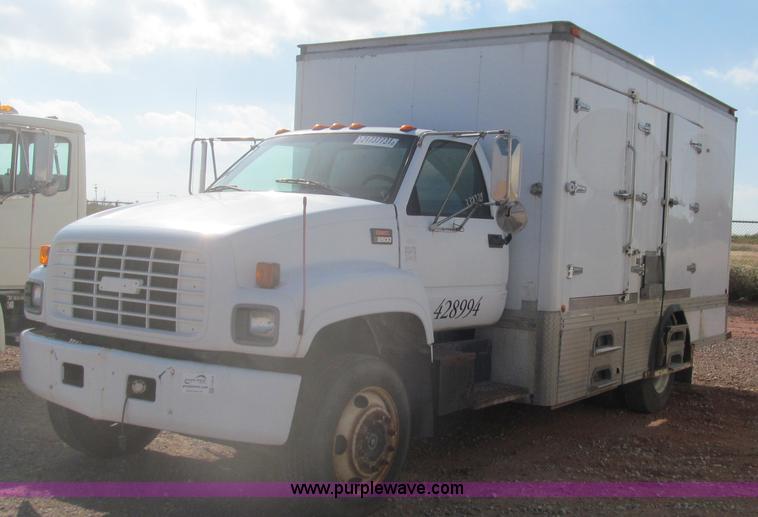 image for item F3055 1999 GMC C6500 refrigerated box truck