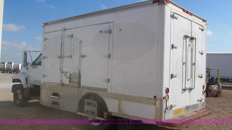 image for item F3055 1999 GMC C6500 refrigerated box truck