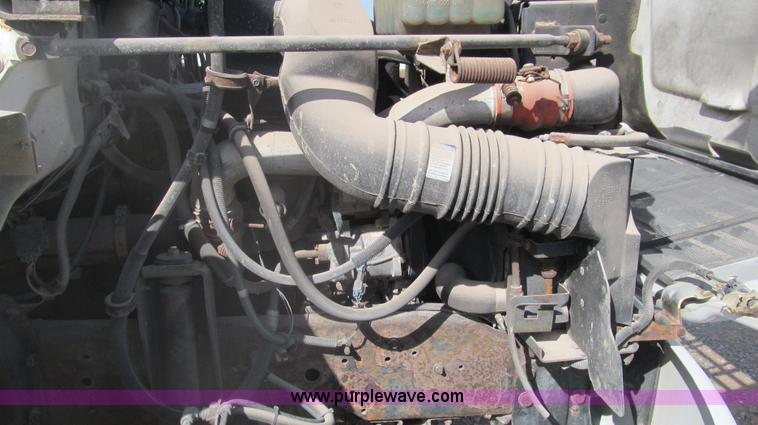 image for item F3055 1999 GMC C6500 refrigerated box truck