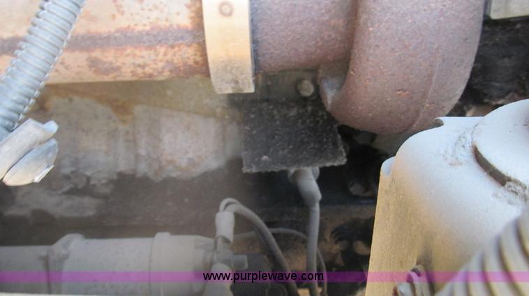 image for item F3055 1999 GMC C6500 refrigerated box truck