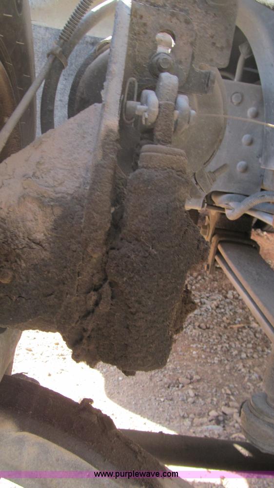 image for item F3055 1999 GMC C6500 refrigerated box truck