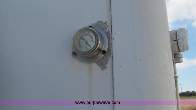 image for item F3055 1999 GMC C6500 refrigerated box truck