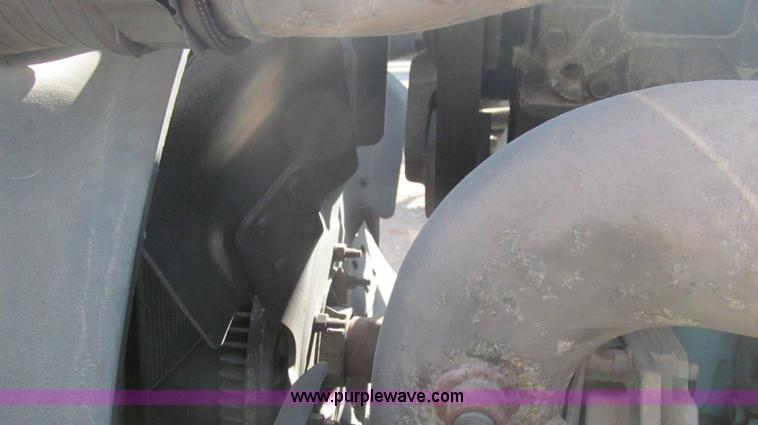 image for item F3056 1998 International 4700 refrigerated box truck