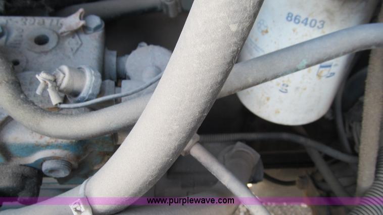 image for item F3056 1998 International 4700 refrigerated box truck