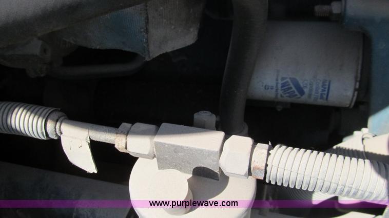 image for item F3056 1998 International 4700 refrigerated box truck