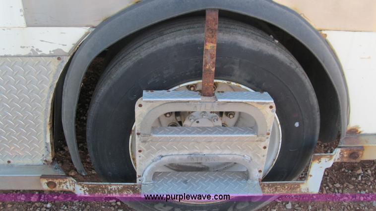 image for item F3056 1998 International 4700 refrigerated box truck