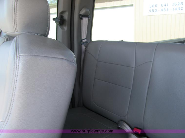 image for item F3062 2006 Ford F250 Lariat Super Duty FX4 SuperCab pickup truck