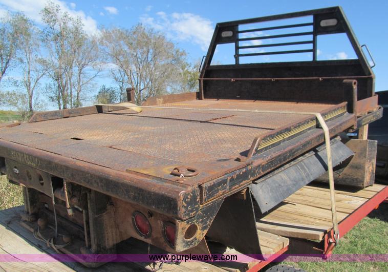 image for item F3063 Cannon ball bale bed