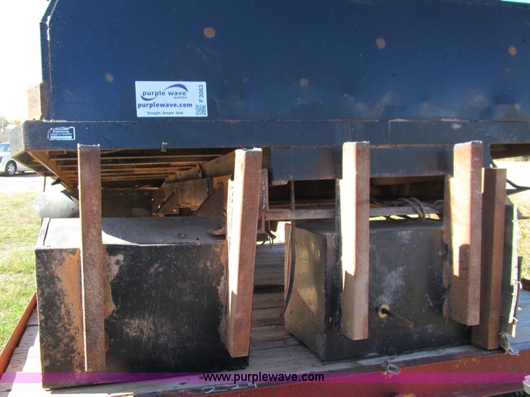 image for item F3063 Cannon ball bale bed