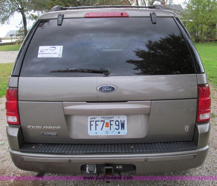 image for item F4613 2002 Ford Explorer Limited SUV