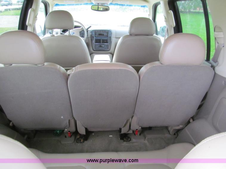 image for item F4613 2002 Ford Explorer Limited SUV