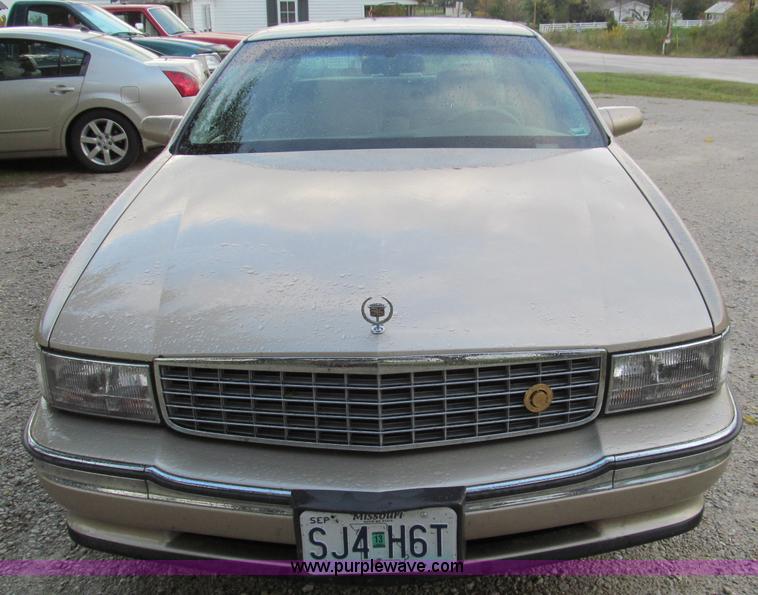 image for item F4614 1996 Cadillac DeVille