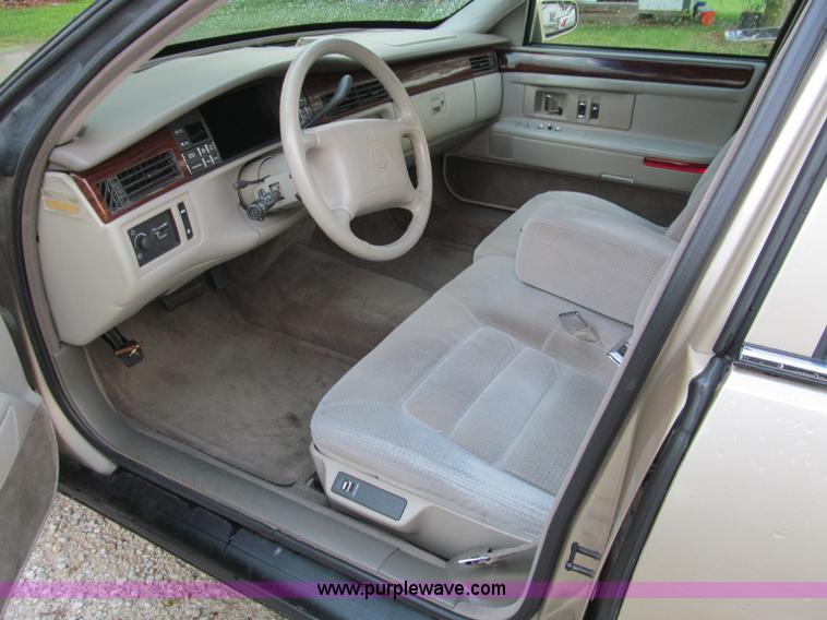 image for item F4614 1996 Cadillac DeVille