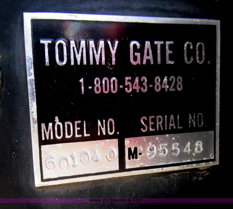 image for item F4632 2000 Ford F250 Super Duty SuperCab pickup truck