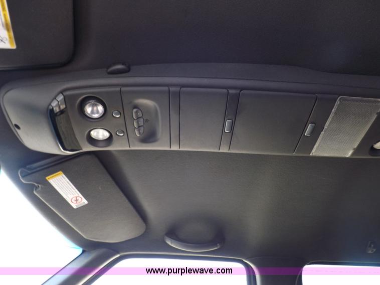 image for item F6210 2000 Chevrolet Blazer LT SUV