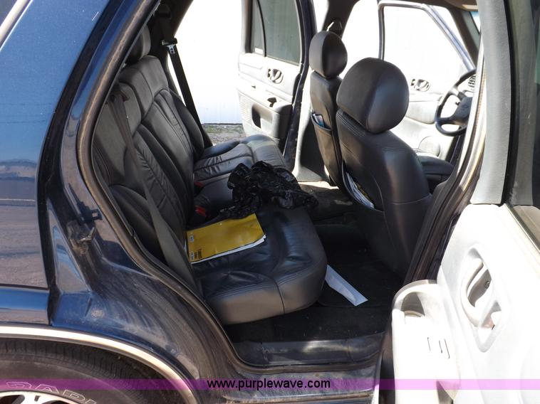 image for item F6210 2000 Chevrolet Blazer LT SUV