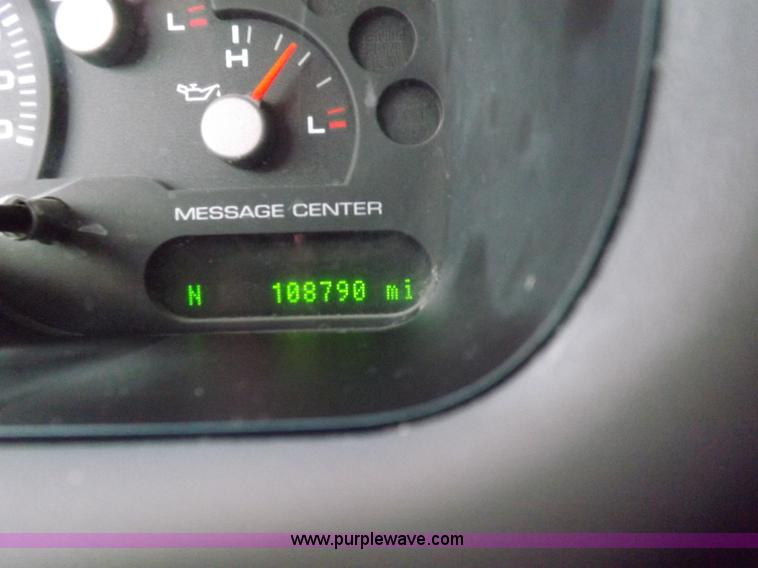 image for item F6232 2005 Ford Explorer XLT SUV