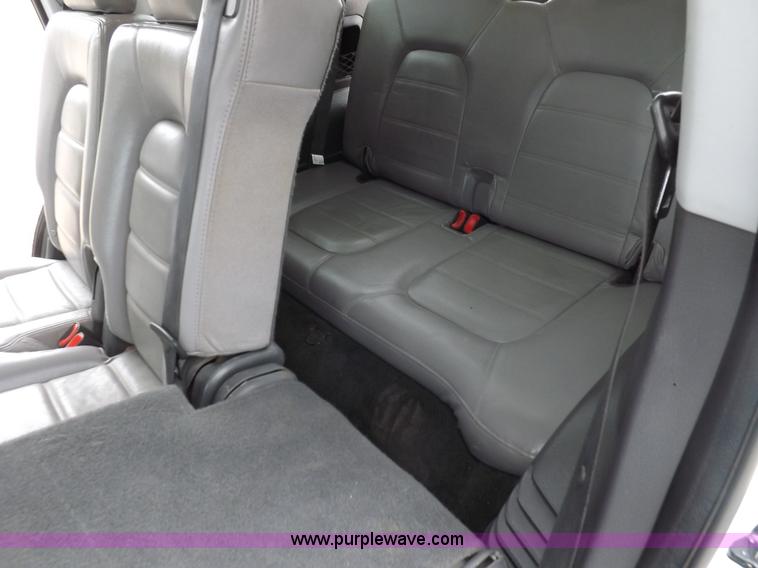 image for item F6232 2005 Ford Explorer XLT SUV