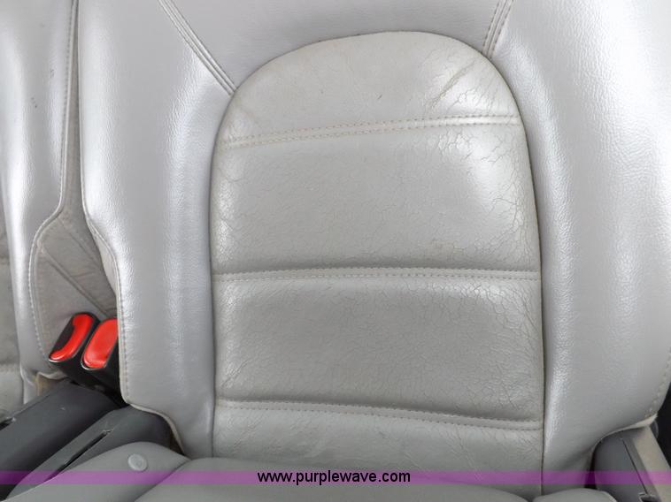 image for item F6232 2005 Ford Explorer XLT SUV