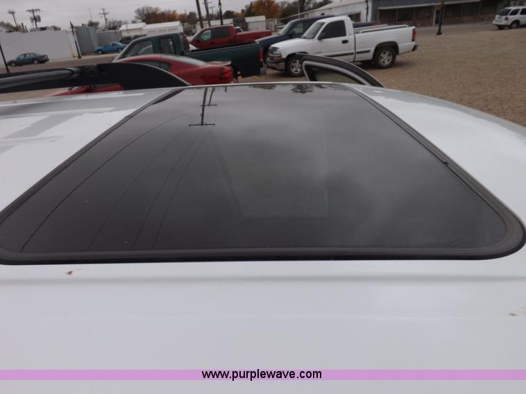 image for item F6232 2005 Ford Explorer XLT SUV