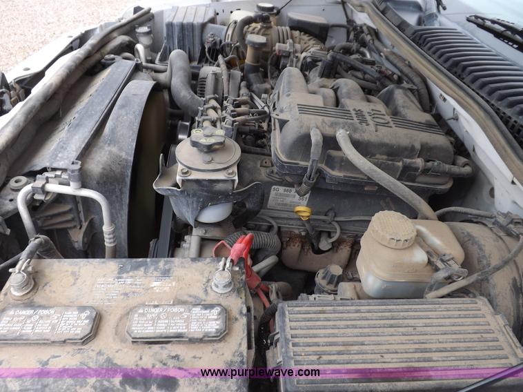 image for item F6232 2005 Ford Explorer XLT SUV