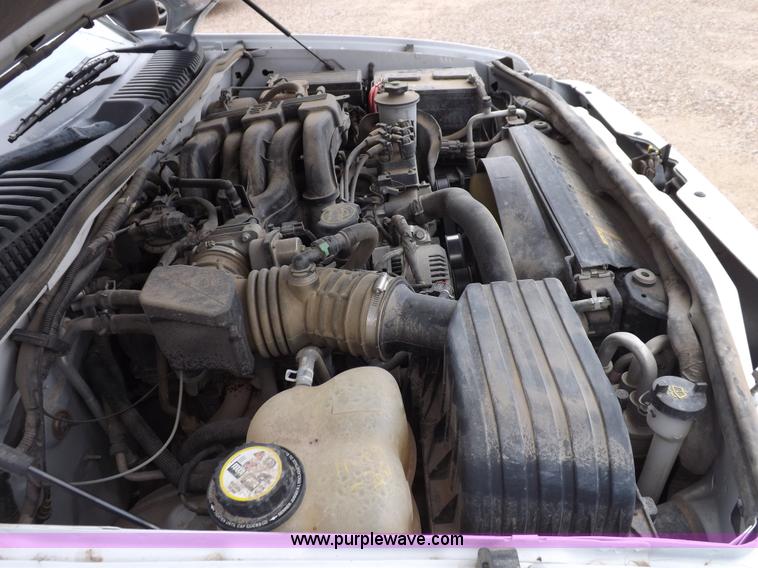 image for item F6232 2005 Ford Explorer XLT SUV