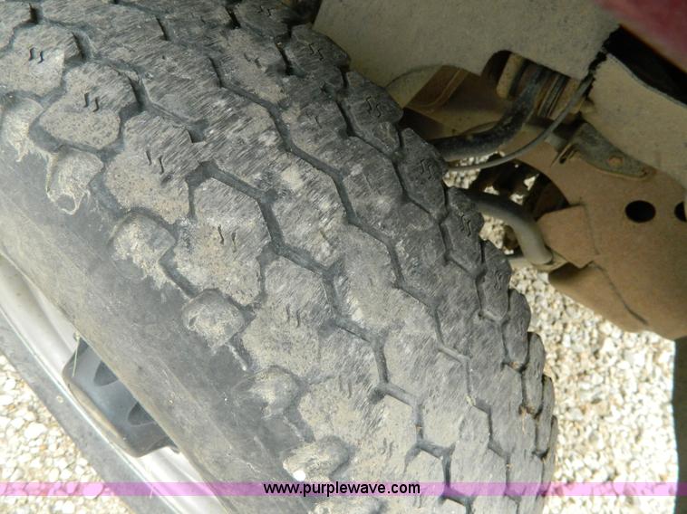 image for item G7560 1998 Chevrolet K2500 pickup truck