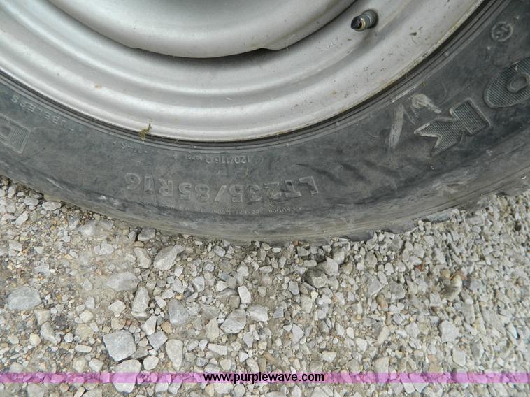 image for item G7560 1998 Chevrolet K2500 pickup truck