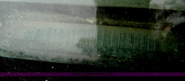 image for item G7560 1998 Chevrolet K2500 pickup truck