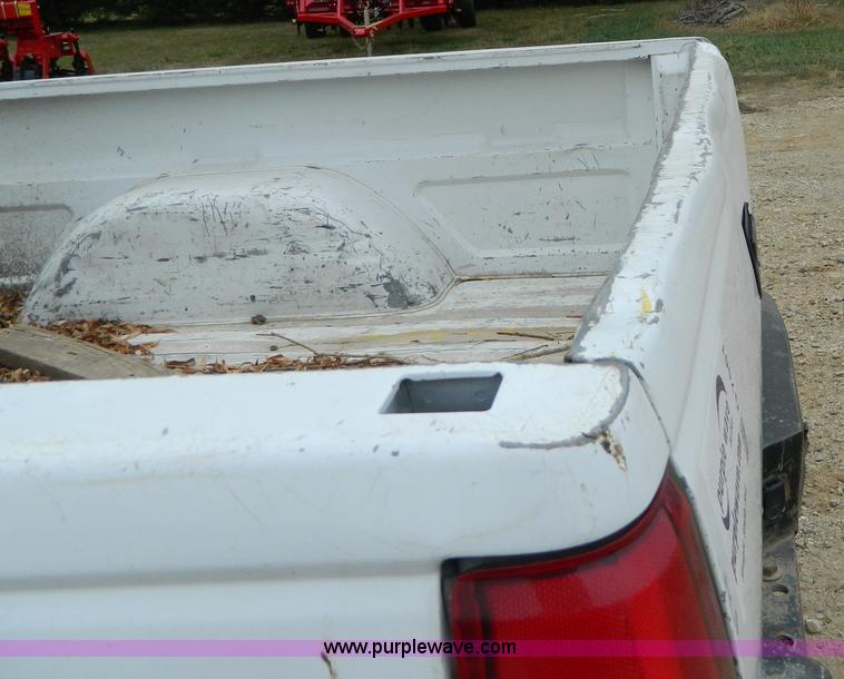 image for item G7561 1997 Chevrolet K2500 Extended Cab pickup truck