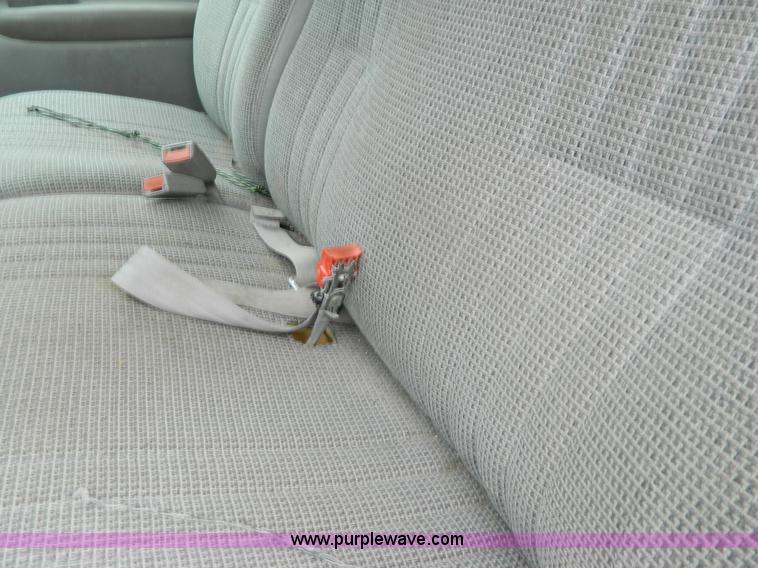 image for item G7561 1997 Chevrolet K2500 Extended Cab pickup truck