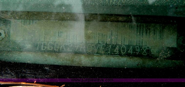 image for item G7561 1997 Chevrolet K2500 Extended Cab pickup truck