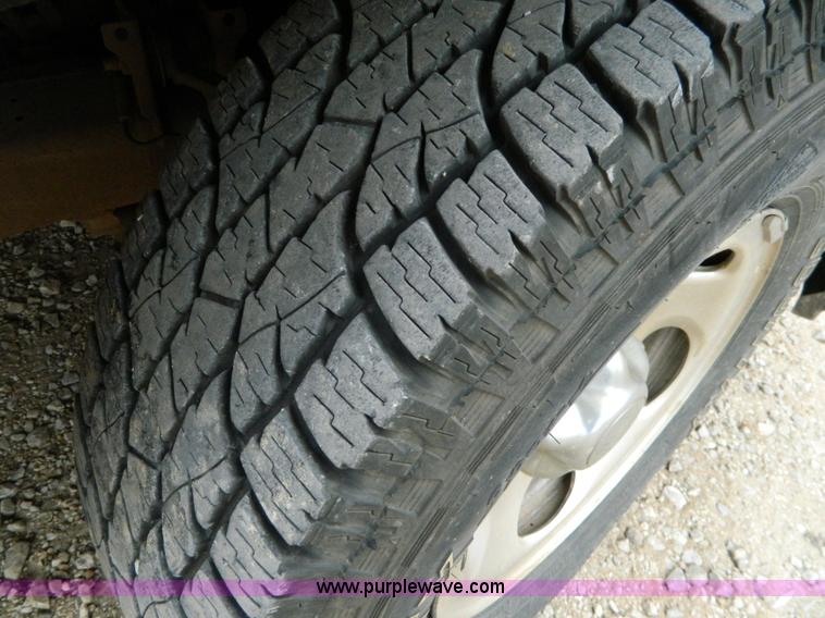 image for item G7562 2002 Ford F150 XLT SuperCab pickup truck