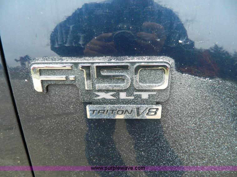 image for item G7562 2002 Ford F150 XLT SuperCab pickup truck