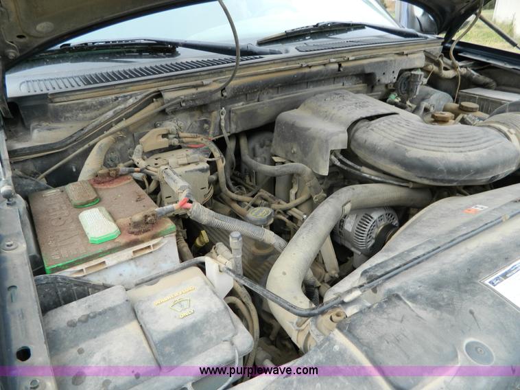 image for item G7562 2002 Ford F150 XLT SuperCab pickup truck