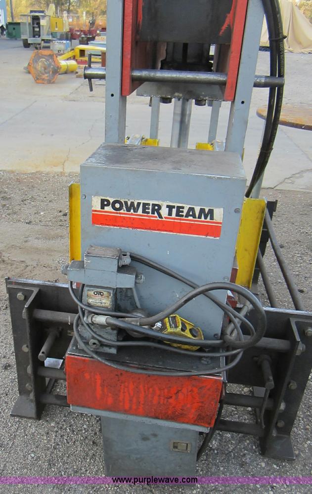 image for item G7565 OTC 25 ton shop press