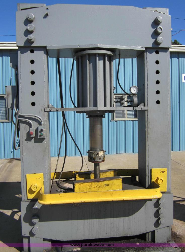 image for item G7566 100 ton vertical press