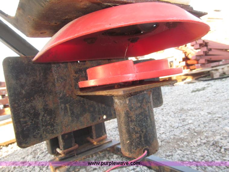 image for item K9604 Tongue mounted spreader
