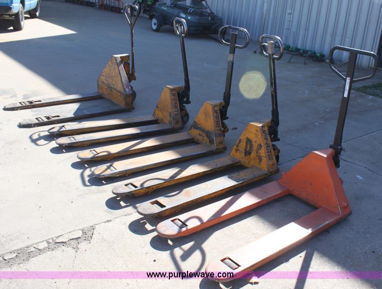 image for item R9902 (5) pallet jacks
